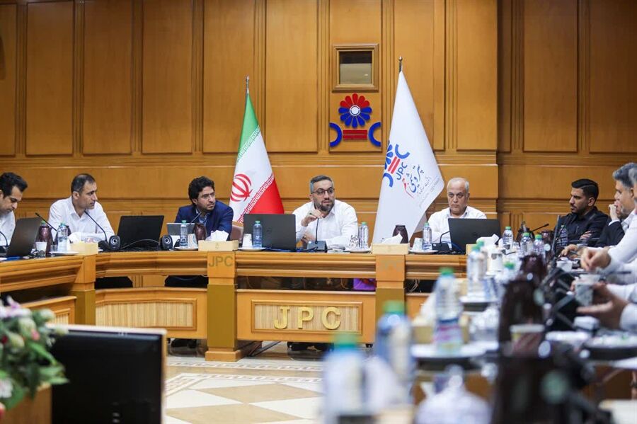 تأکید مدیرعامل پتروشیمی جم بر کاهش هزینهها و پایداری تولید تأکید مدیرعامل پتروشیمی جم بر کاهش هزینهها و پایداری تولید
