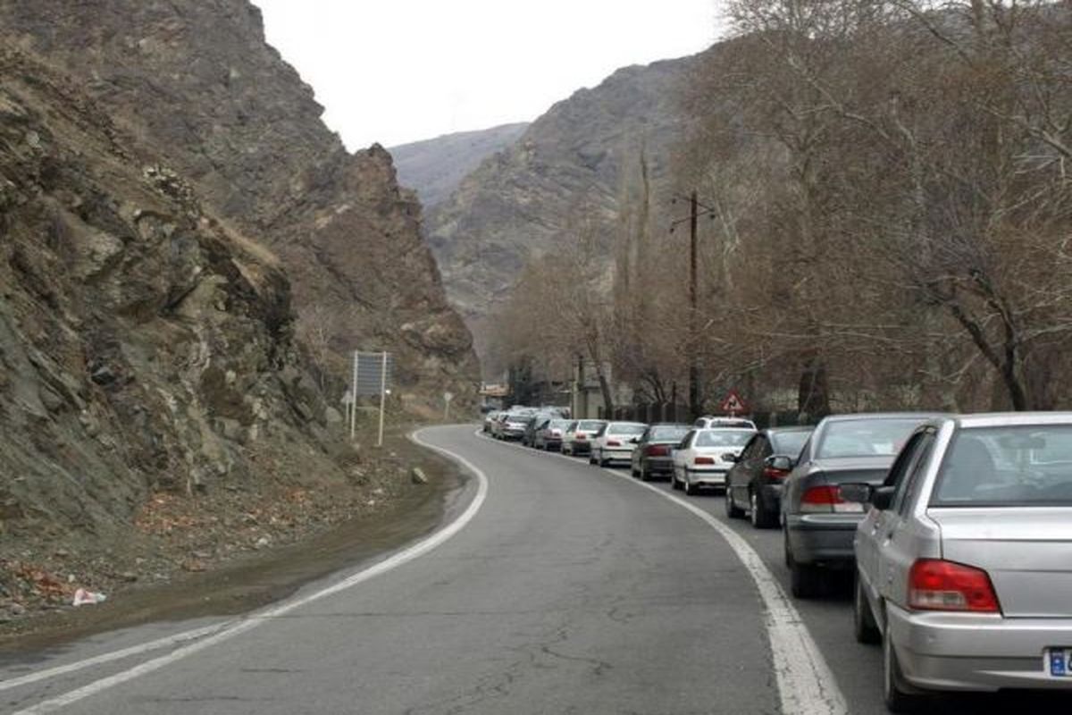 ترافیک سنگین در محورهای چالوس و هراز ترافیک سنگین در محورهای چالوس و هراز