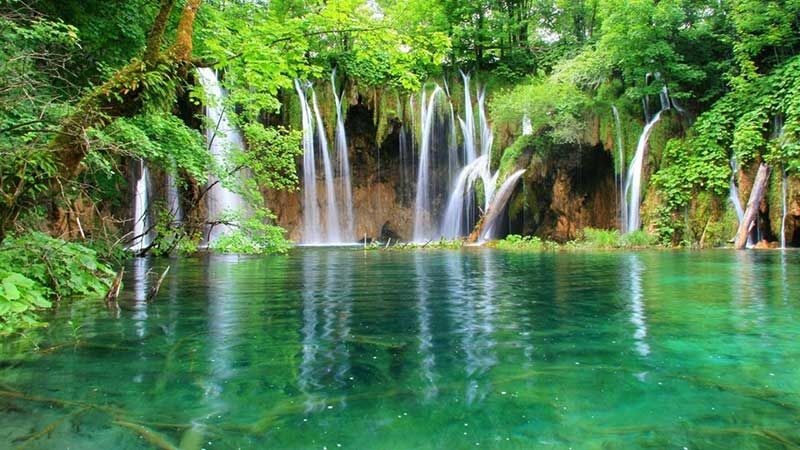 آبشار گیوک کجاست؟ آبشار گیوک کجاست؟