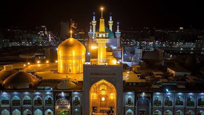 مشهد میزبان ۱۰ میلیون زائر بود مشهد میزبان ۱۰ میلیون زائر بود