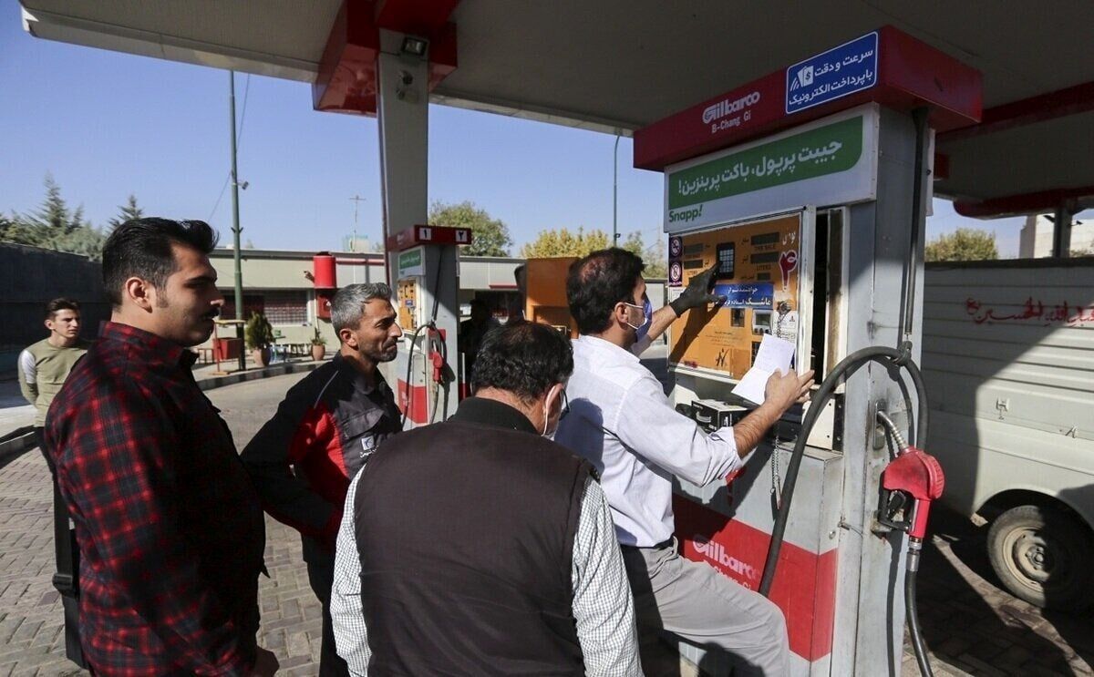 جزییات جدید از اجباری شدن استفاده از کارت سوخت شخصی جزییات جدید از اجباری شدن استفاده از کارت سوخت شخصی