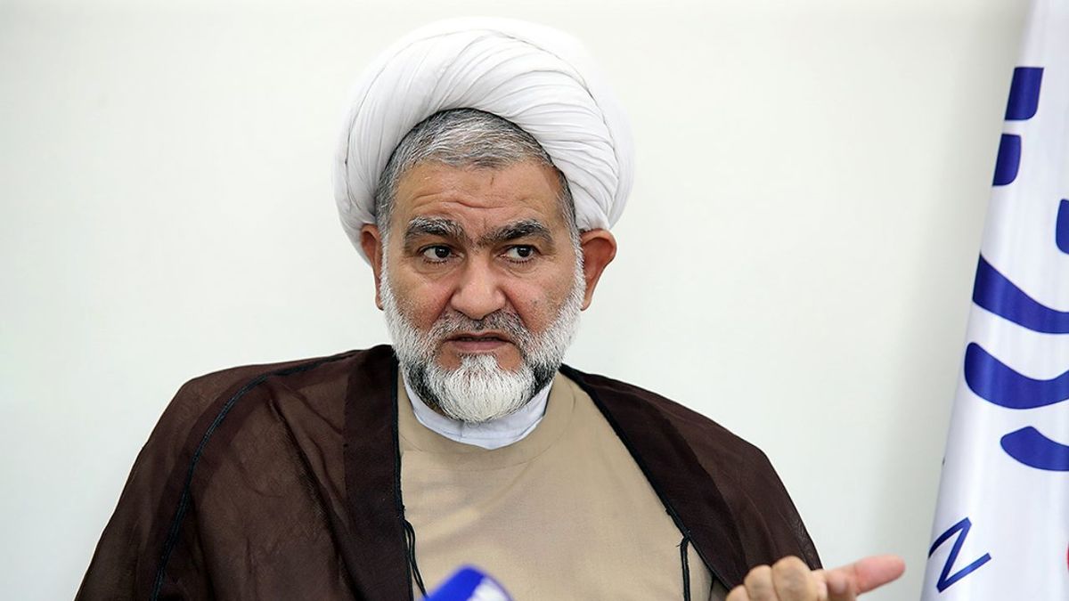 ۲۰۰ متر بنا برای نمازخانه که اشکالی ندارد ۲۰۰ متر بنا برای نمازخانه که اشکالی ندارد