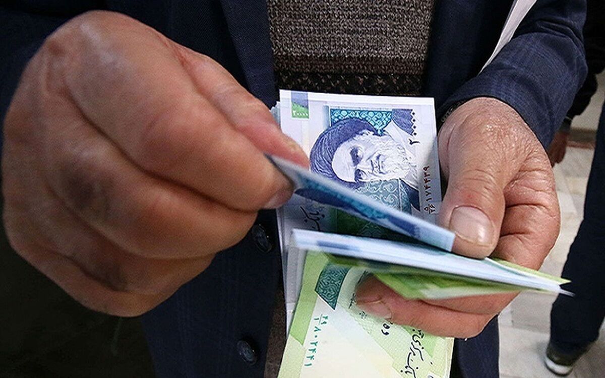 کارگران تعطیلات نوروز را بدون دریافت حقوق اسفند ماه پشت سر گذاشتند! کارگران تعطیلات نوروز را بدون دریافت حقوق اسفند ماه پشت سر گذاشتند!