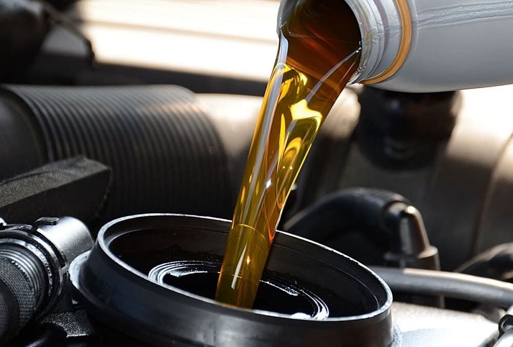نکات مهم تعویض روغن موتور خودرو که باید بدانید / روش تشخیص روغن موتور اصل نکات مهم تعویض روغن موتور خودرو که باید بدانید / روش تشخیص روغن موتور اصل