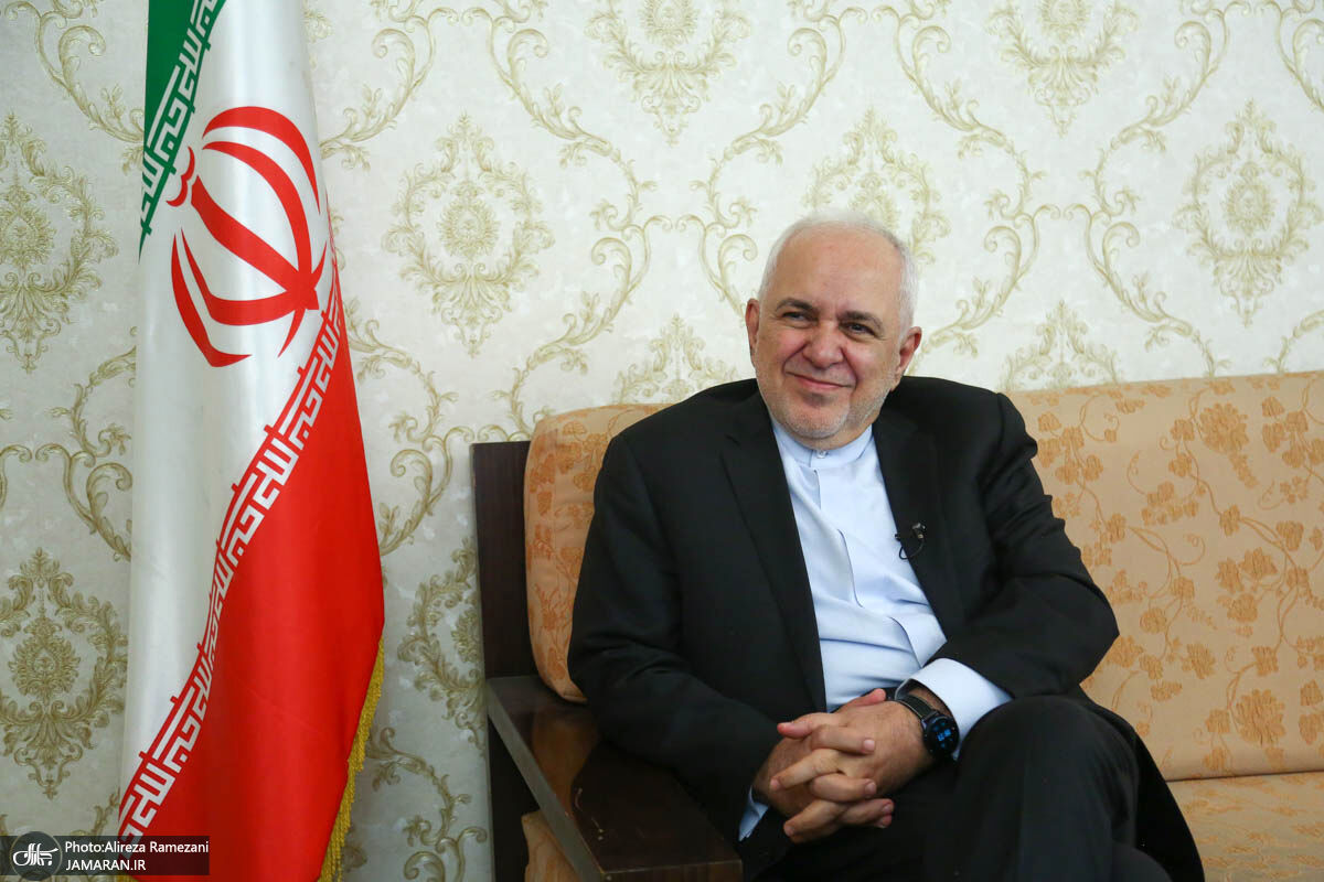 ظریف: خیلی دلم برای شهید سلیمانی تنگ میشود ظریف: خیلی دلم برای شهید سلیمانی تنگ میشود