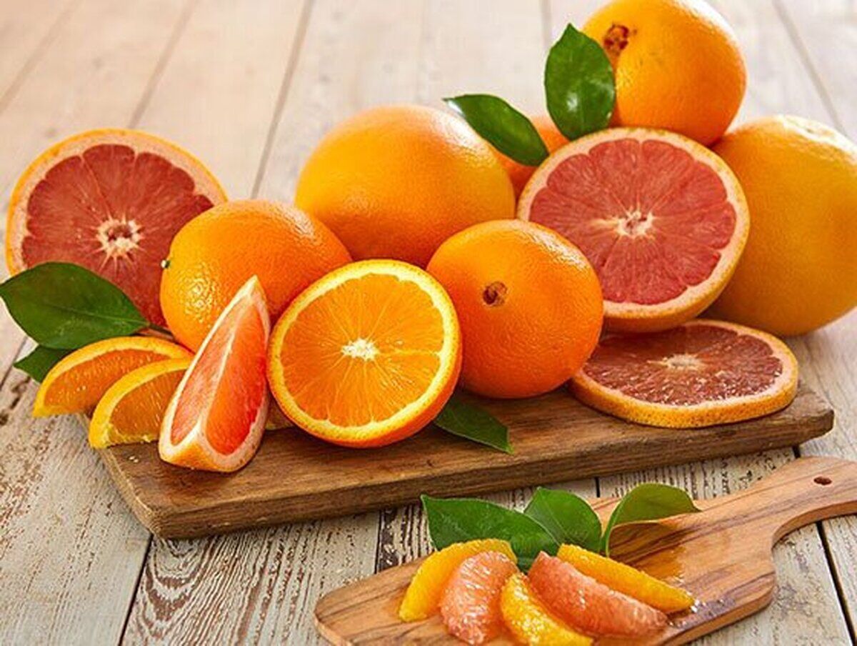 با خوردن این میوه وزن خود را کاهش دهید با خوردن این میوه وزن خود را کاهش دهید