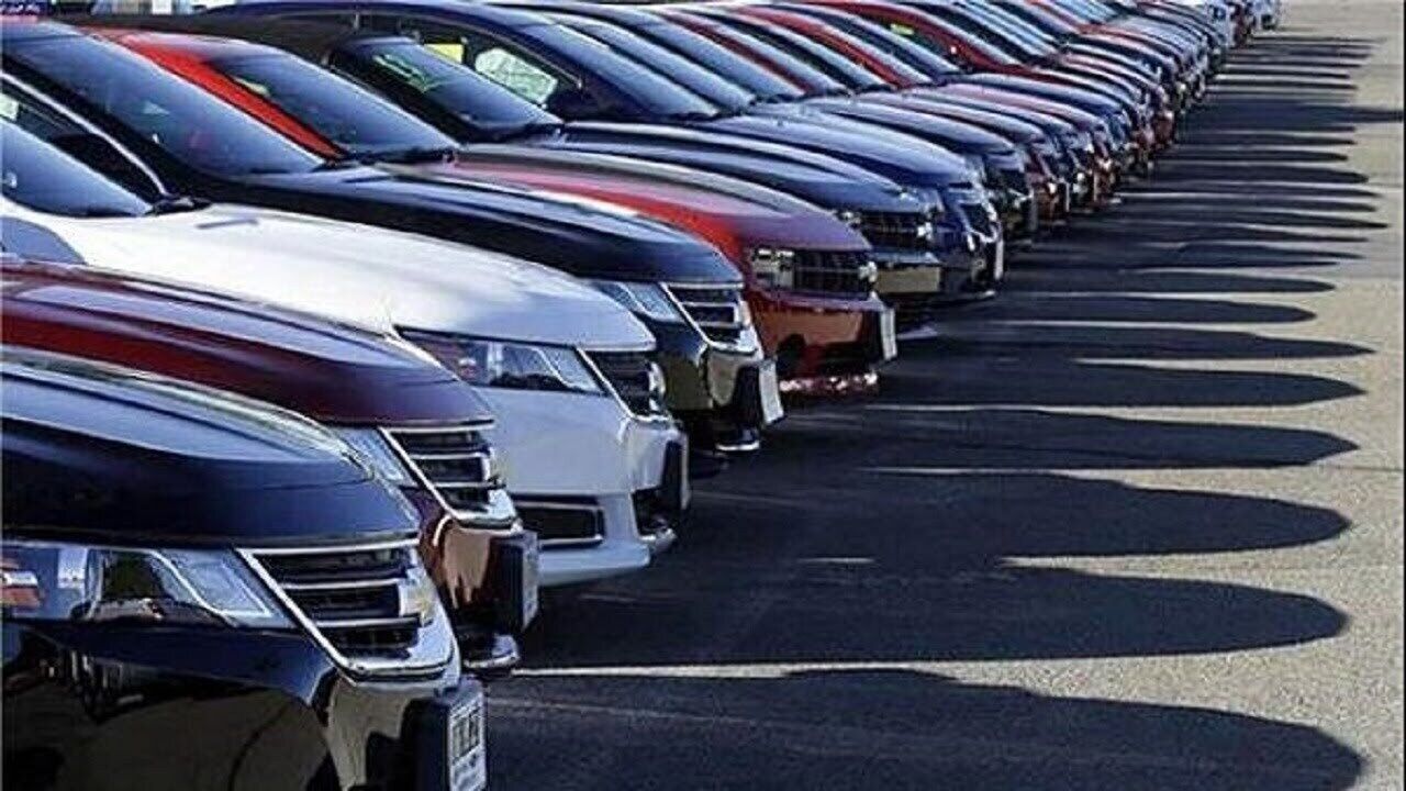 تصاویر فراموشنشدنی از بازار خودرو در سال ۱۴۰۲ تصاویر فراموشنشدنی از بازار خودرو در سال ۱۴۰۲