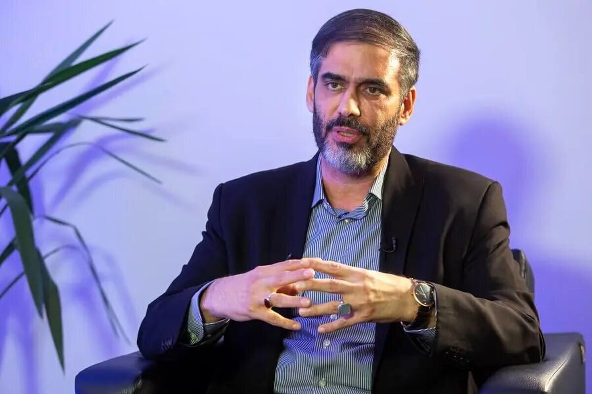 ملاقات سعید محمد با محمودرضا خاوری در دفتر شخصیاش ملاقات سعید محمد با محمودرضا خاوری در دفتر شخصیاش