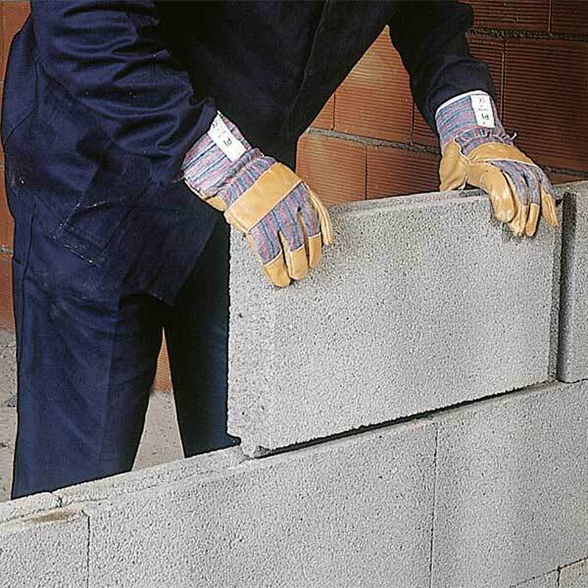 ارتقای کیفیت ساخت و سازهای بتنی با استفاده از سرمایههای انسانی توانمند ارتقای کیفیت ساخت و سازهای بتنی با استفاده از سرمایههای انسانی توانمند