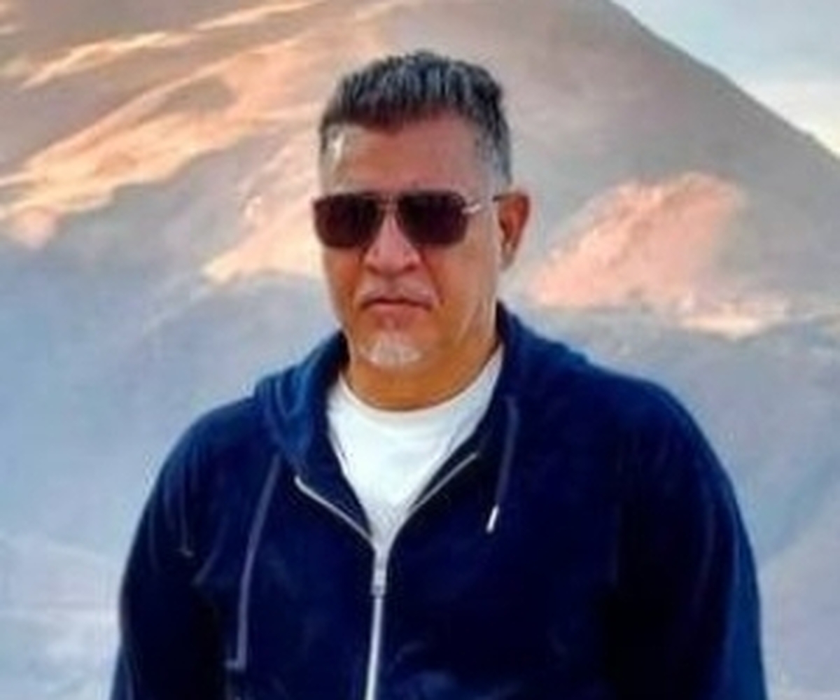 عکسی متفاوت از شب یلدای علی دایی در رستورانش عکسی متفاوت از شب یلدای علی دایی در رستورانش
