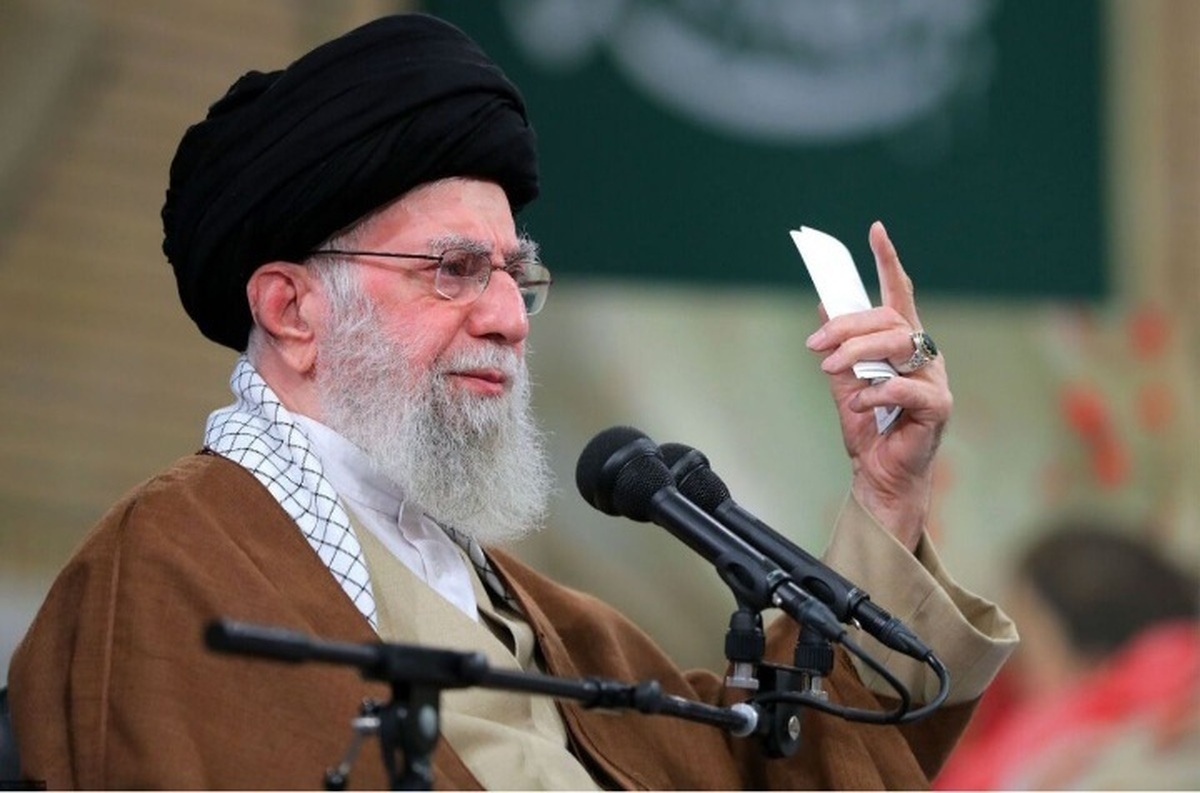 رهبر انقلاب: خونهایی که برای دفاع از حرم ریخته شده هدر نرفت رهبر انقلاب: خونهایی که برای دفاع از حرم ریخته شده هدر نرفت