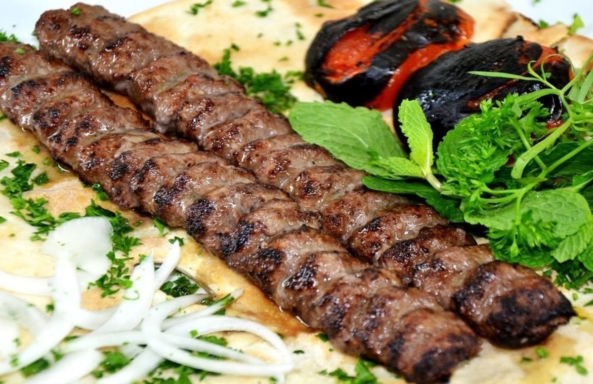 راز کباب کوبیده ارزان قیمت لو رفت/ با جانتان بازی نکنید راز کباب کوبیده ارزان قیمت لو رفت/ با جانتان بازی نکنید