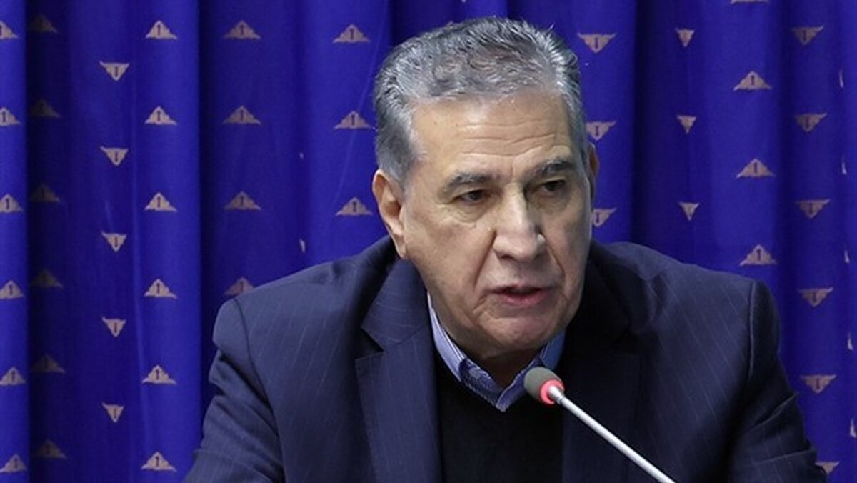 بیشتر واحدهای تولیدی کشور با ظرفیت ۵۰ درصد یا کمتر مشغول فعالیت هستند بیشتر واحدهای تولیدی کشور با ظرفیت ۵۰ درصد یا کمتر مشغول فعالیت هستند