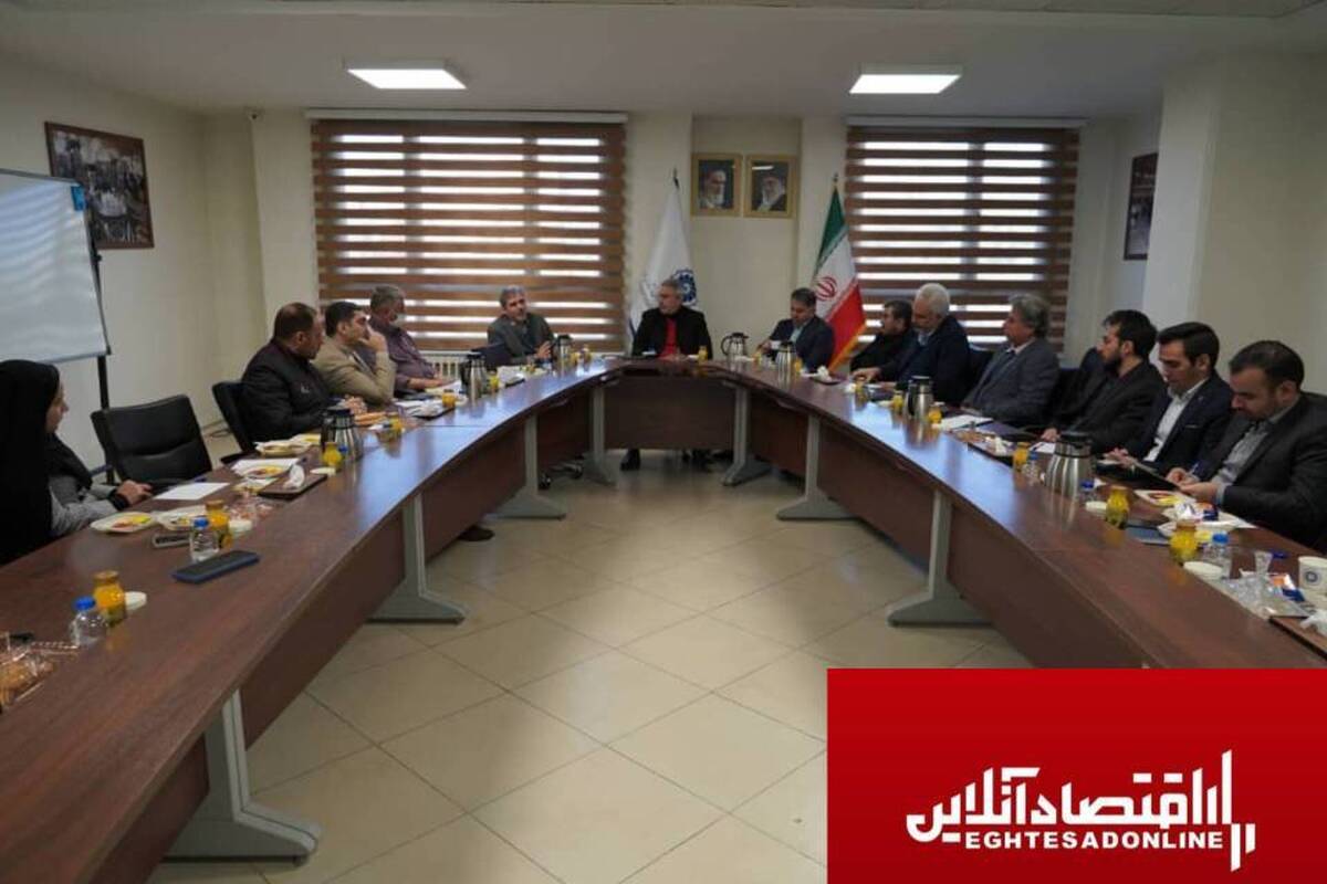 همکاری با شرکت های دانش بنیان، کلید تغییر وضعیت اقتصاد کلان است همکاری با شرکت های دانش بنیان، کلید تغییر وضعیت اقتصاد کلان است