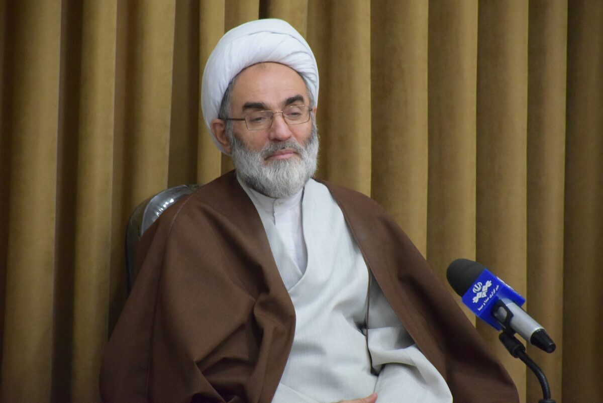 امام جمعه رشت: اجرای مصوبه حجاب را به مردم بسپارند، آنها میدانند چگونه احکام اسلام را اجرایی کنند! امام جمعه رشت: اجرای مصوبه حجاب را به مردم بسپارند، آنها میدانند چگونه احکام اسلام را اجرایی کنند!