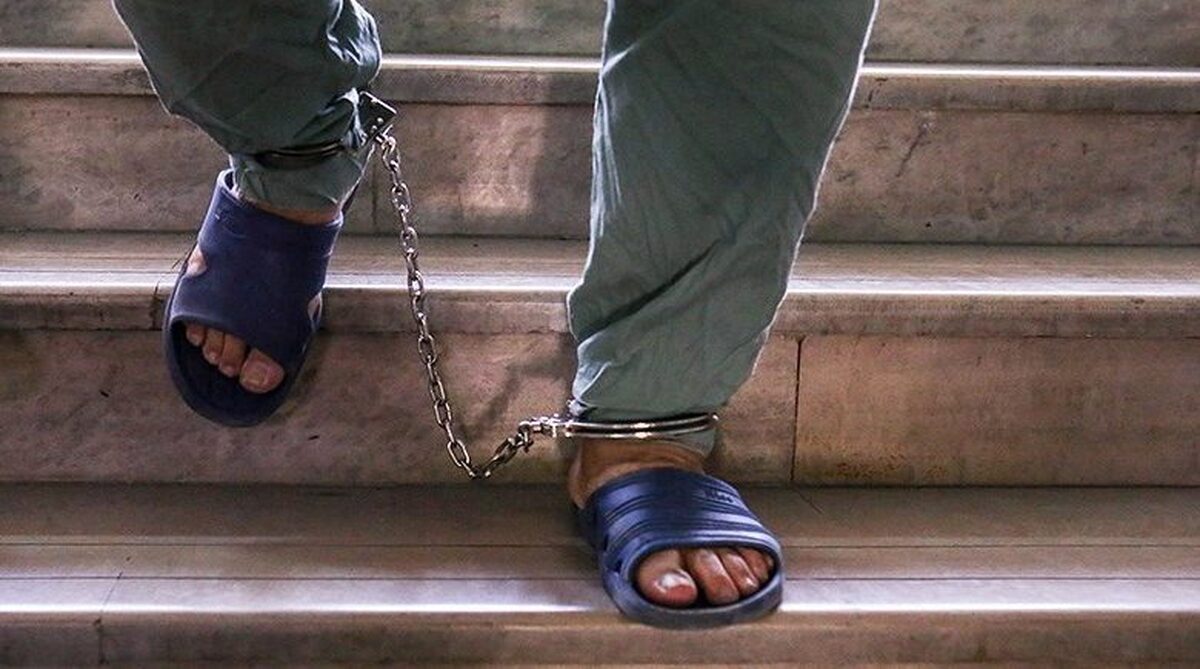 قتل فجیع به بهانه فساد/ پدری دخترش را مقابل چشم دیگران به قتل رساند قتل فجیع به بهانه فساد/ پدری دخترش را مقابل چشم دیگران به قتل رساند