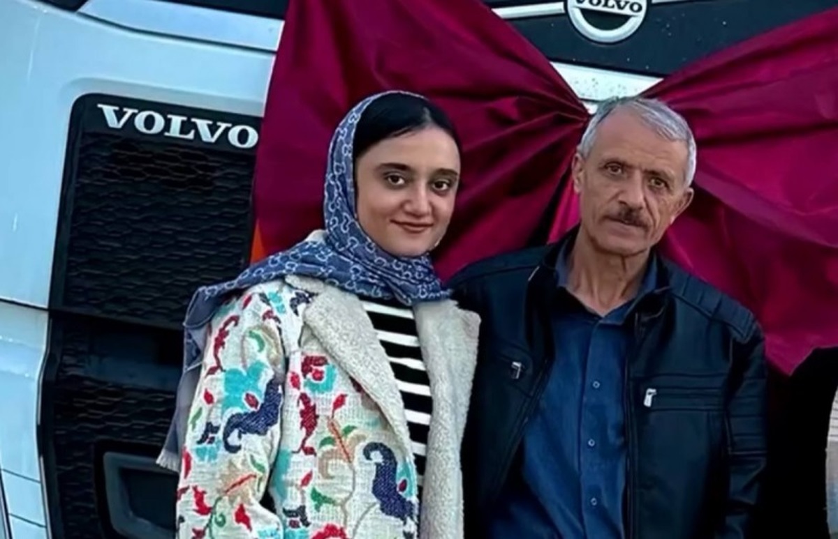 زهرا رحیمی گرانقیمتترین کادو روز پدر را خرید / سورپرایز چند میلیاردی ورزشکار ۱۶ ساله برای پدرش زهرا رحیمی گرانقیمتترین کادو روز پدر را خرید / سورپرایز چند میلیاردی ورزشکار ۱۶ ساله برای پدرش