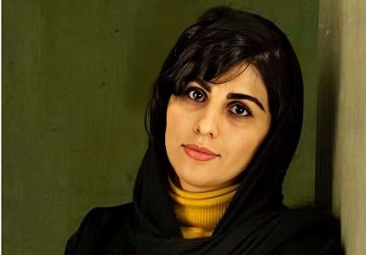 سپیده رشنو از حکم خود در پروندههای اتوبوس بیآرتی و دانشگاه خبر داد سپیده رشنو از حکم خود در پروندههای اتوبوس بیآرتی و دانشگاه خبر داد