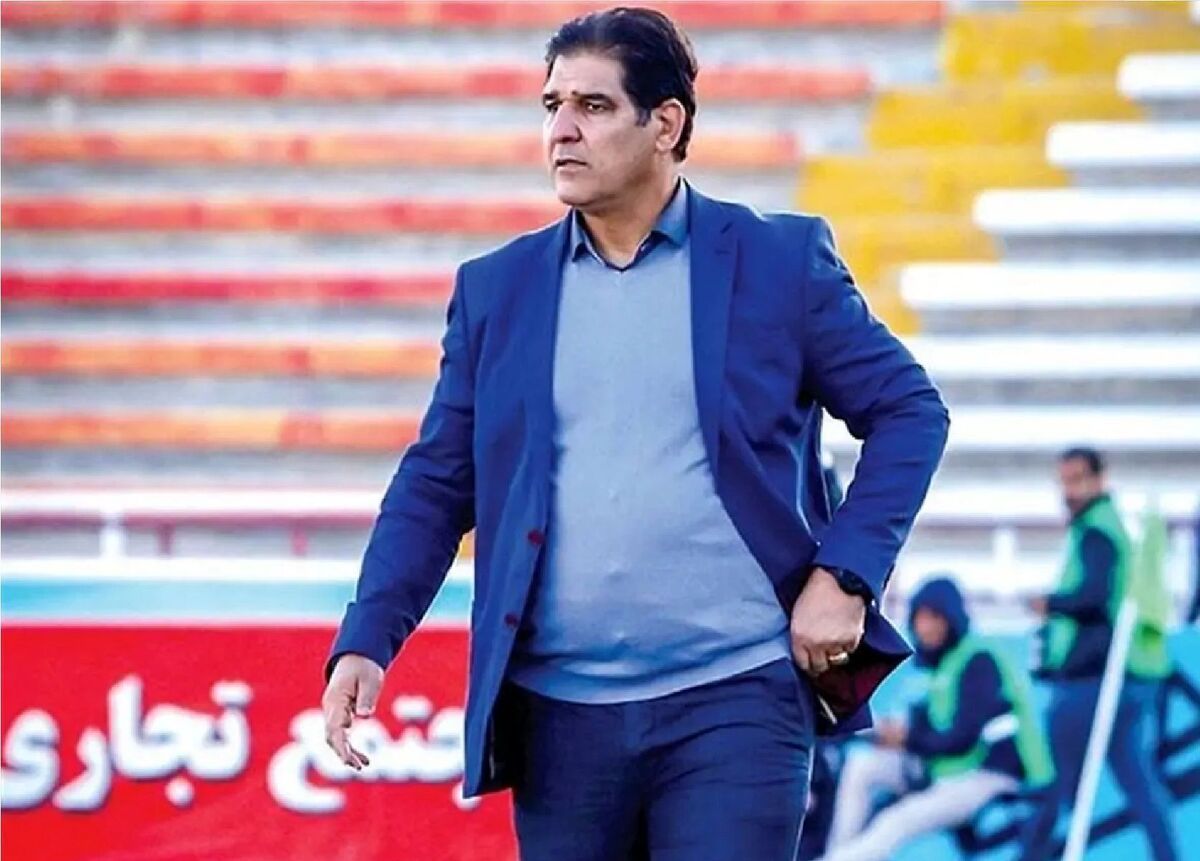 مهاجری پس از شکستهای پیدرپی از شمس آذر جدا شد مهاجری پس از شکستهای پیدرپی از شمس آذر جدا شد