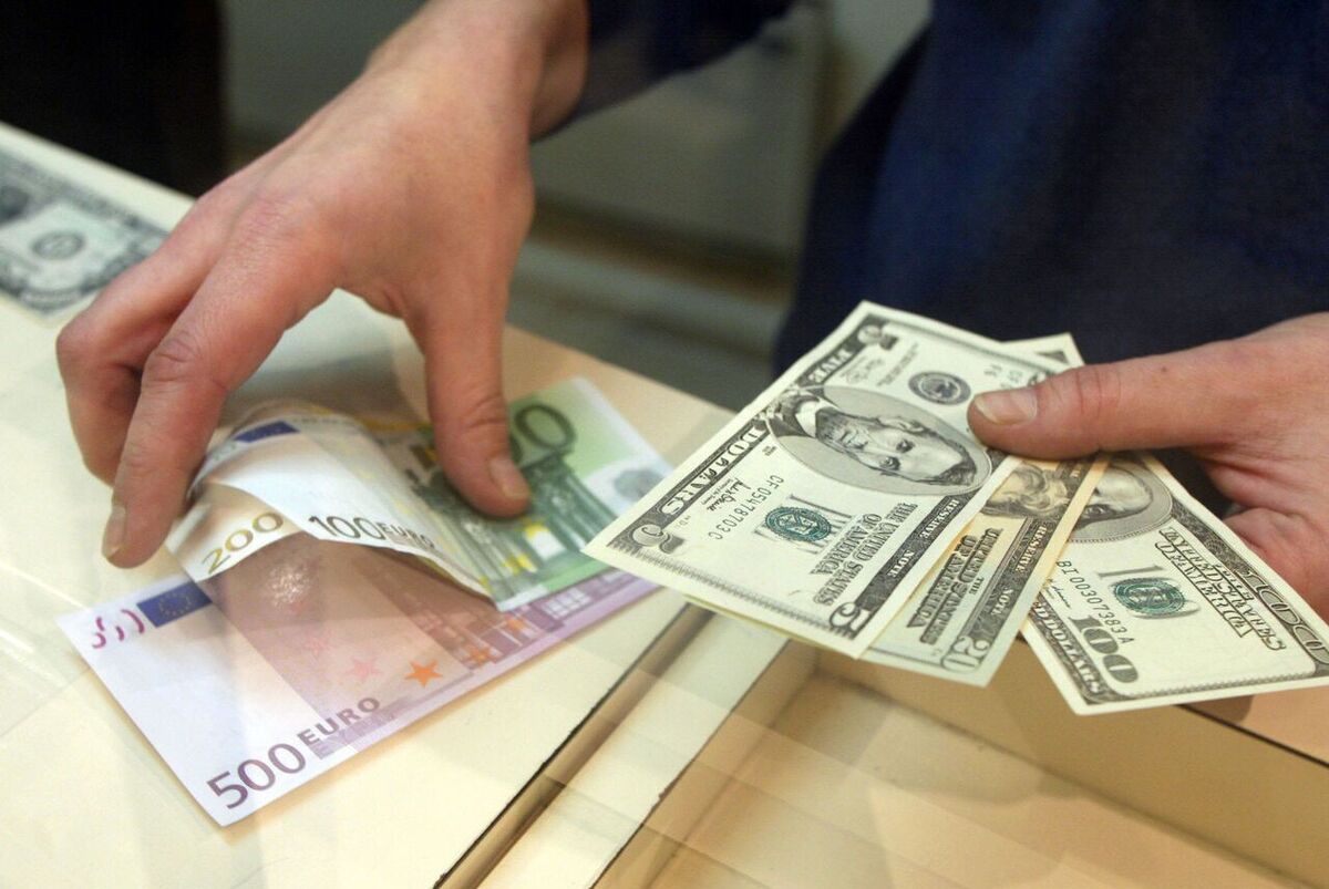 ماموریت قالیباف به کمیسیون اقتصادی برای بررسی افزایش نرخ ارز ماموریت قالیباف به کمیسیون اقتصادی برای بررسی افزایش نرخ ارز