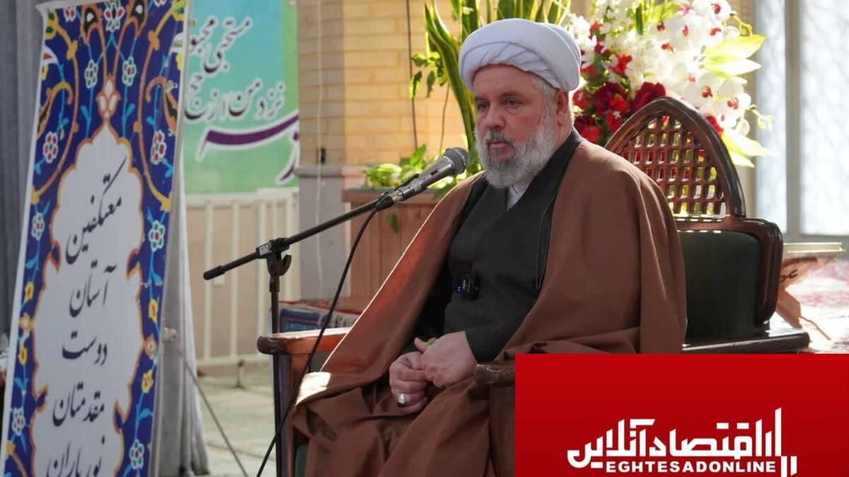 اعتکاف بستر ساز زندگی توحید باور است اعتکاف بستر ساز زندگی توحید باور است