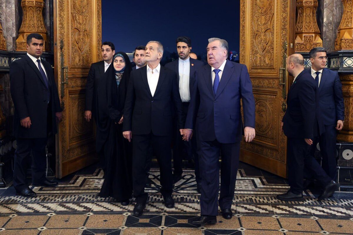 تصاویر پربازدید از پزشکیان و دخترش در کاخ نوروز تاجیکستان تصاویر پربازدید از پزشکیان و دخترش در کاخ نوروز تاجیکستان