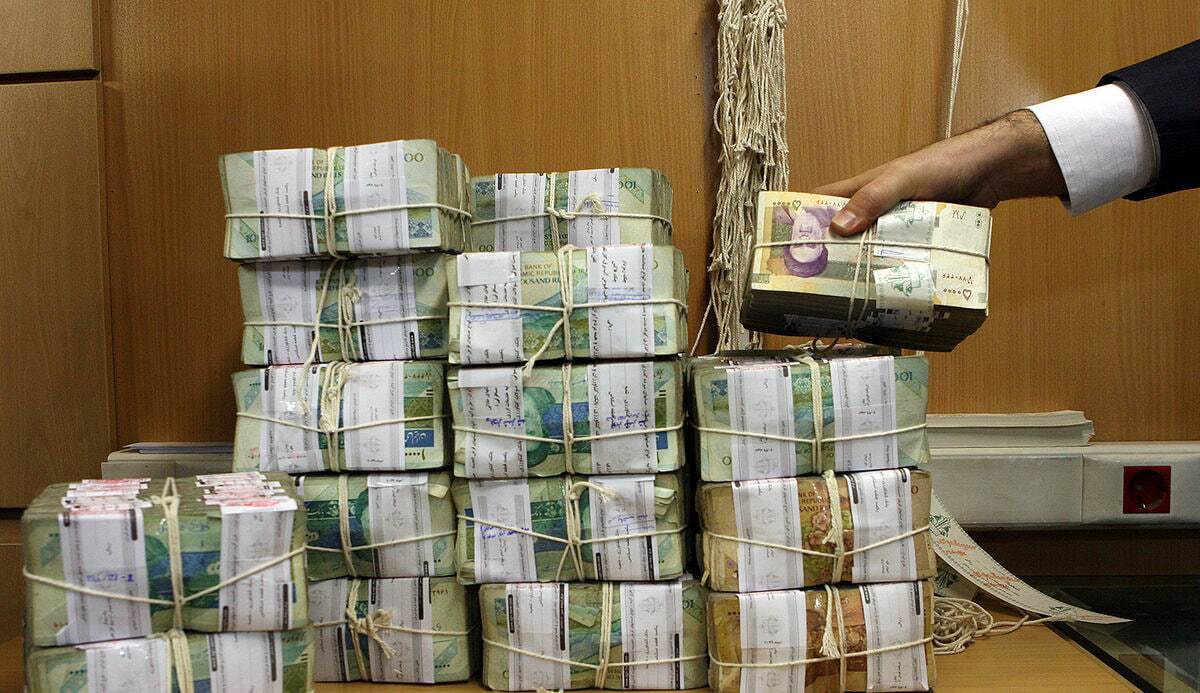 ۵۵ درصد از کل سپردههای بانکی کشور در استان تهران! ۵۵ درصد از کل سپردههای بانکی کشور در استان تهران!