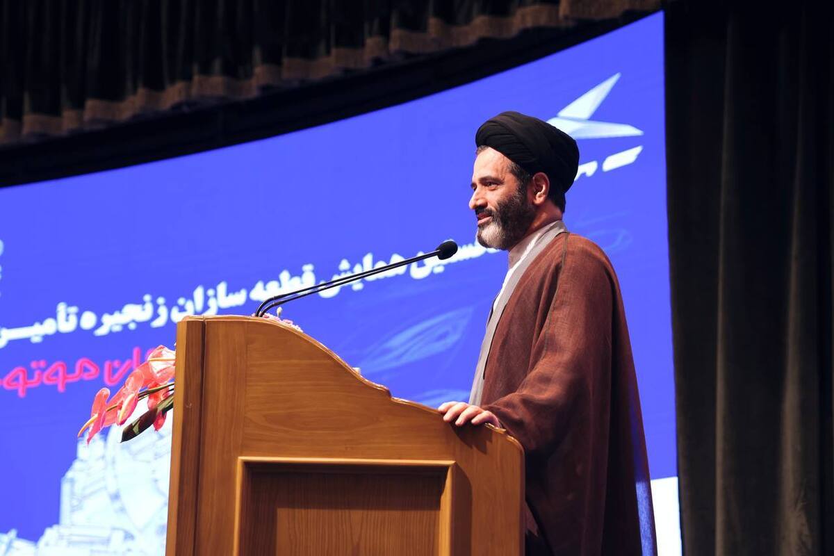 یک میلیون و ۷۰۰ هزار دستگاه خودرو نیاز بازار داخل است یک میلیون و ۷۰۰ هزار دستگاه خودرو نیاز بازار داخل است