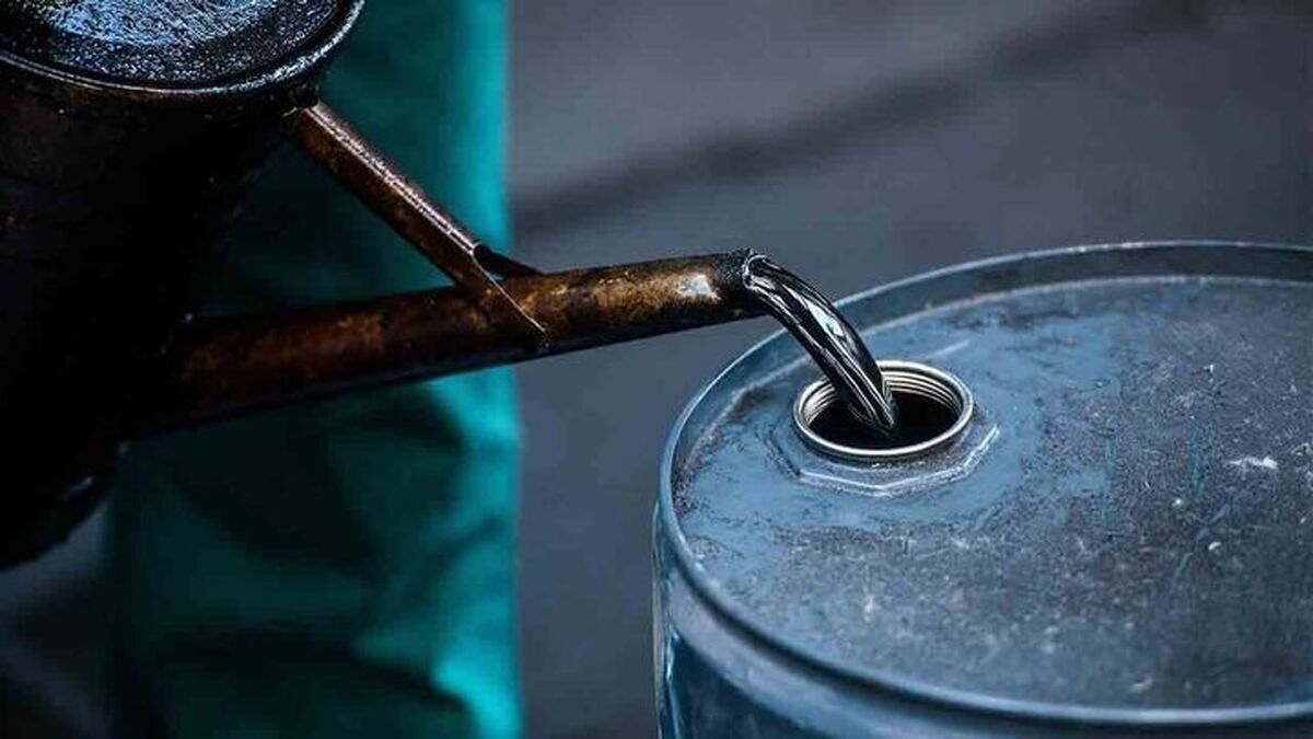 قیمت نفت همچنان در قله ۸۰ دلاری قیمت نفت همچنان در قله ۸۰ دلاری