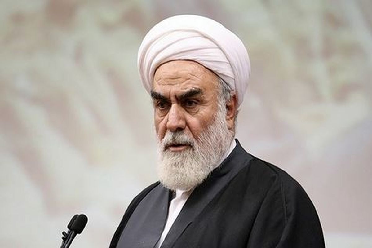 رئیس دفتر رهبر انقلاب: کسانی که در بیتالمال شنا میکنند باید جوابگوی مردم باشند رئیس دفتر رهبر انقلاب: کسانی که در بیتالمال شنا میکنند باید جوابگوی مردم باشند