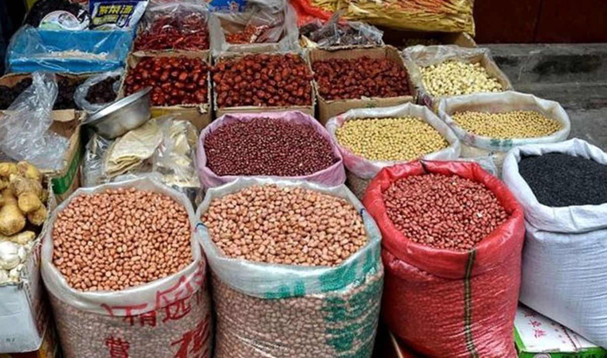 قیمت لوبیا چیتی از ۲۰۰ هزار تومان عبور کرد / افزایش شدید قیمت حبوبات در نیمه بهمن ۱۴۰۳ قیمت لوبیا چیتی از ۲۰۰ هزار تومان عبور کرد / افزایش شدید قیمت حبوبات در نیمه بهمن ۱۴۰۳