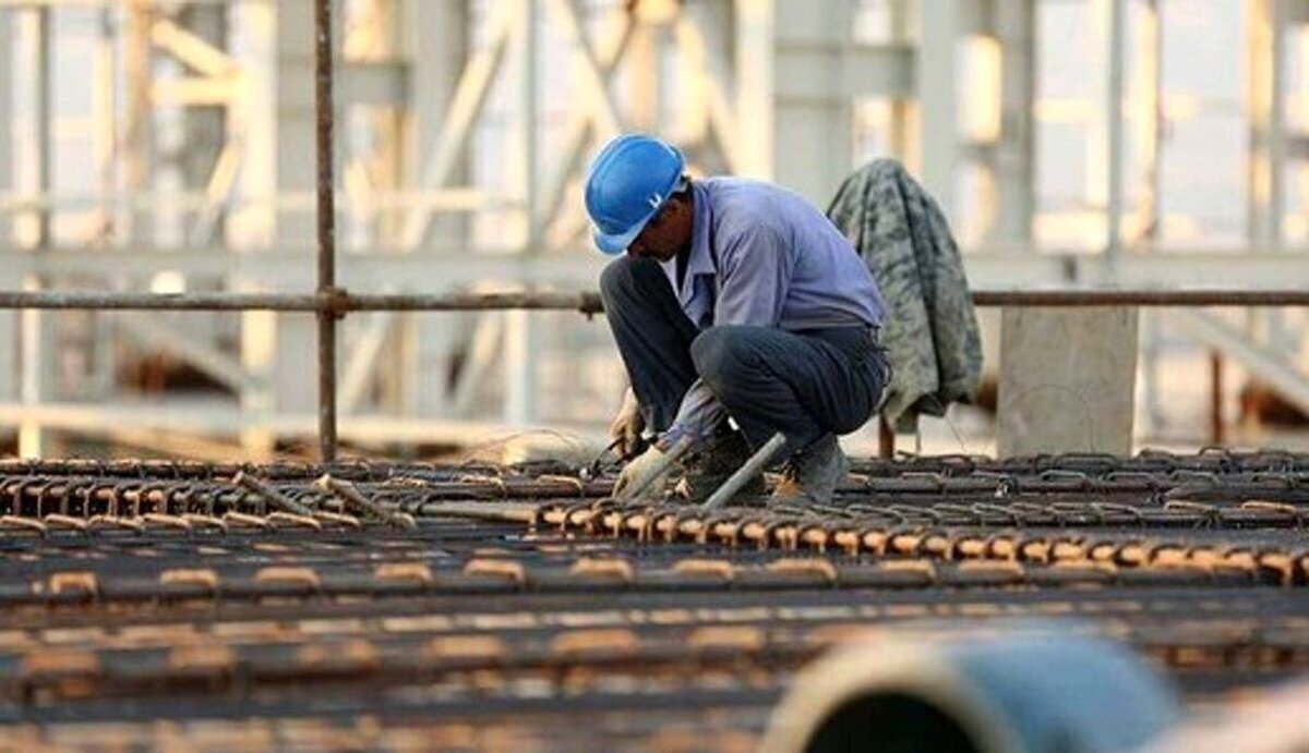 قراردادهای سفیدامضا و زیرپلهای؛ بحران جدید بازار کار قراردادهای سفیدامضا و زیرپلهای؛ بحران جدید بازار کار