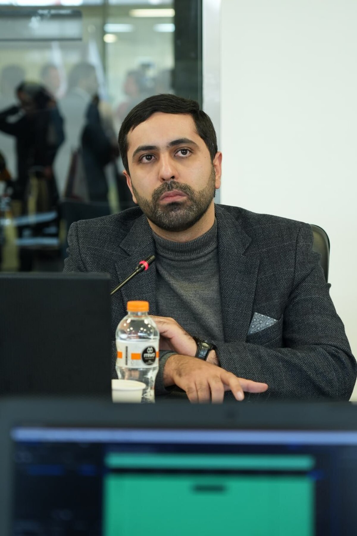 نقش هوش مصنوعی در تحول صنعت بیمه؛ از چالشها تا راهکارهای نوآورانه نقش هوش مصنوعی در تحول صنعت بیمه؛ از چالشها تا راهکارهای نوآورانه