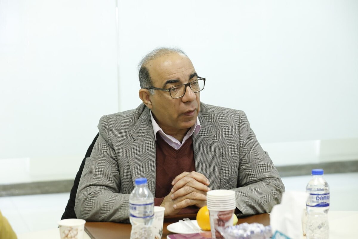 نقش تأمین مالی جمعی در اقتصاد و چالشهای پیش روی اقتصاد ایران نقش تأمین مالی جمعی در اقتصاد و چالشهای پیش روی اقتصاد ایران