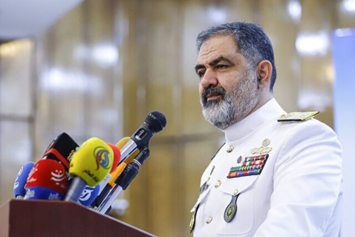 دریادار ایرانی: ارتش قادر است امنیت کامل کشور را تامین کند/ اقتدار ایران را به دشمنان نشان دادیم دریادار ایرانی: ارتش قادر است امنیت کامل کشور را تامین کند/ اقتدار ایران را به دشمنان نشان دادیم