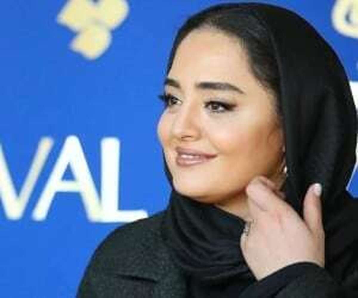 عاشقانه نرگس محمدی و علی اوجی در جشنواره فجر عاشقانه نرگس محمدی و علی اوجی در جشنواره فجر