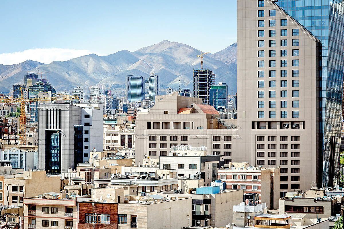 سال پرابهام بازار مسکن در ۱۴۰۴ ؛ متقاضیان سورپرایز می شوند؟ سال پرابهام بازار مسکن در ۱۴۰۴ ؛ متقاضیان سورپرایز می شوند؟