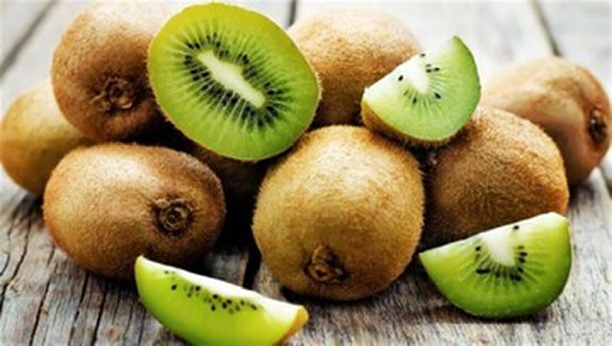 چرا نباید کیوی را کنار سیب نگهداری کرد؟ چرا نباید کیوی را کنار سیب نگهداری کرد؟