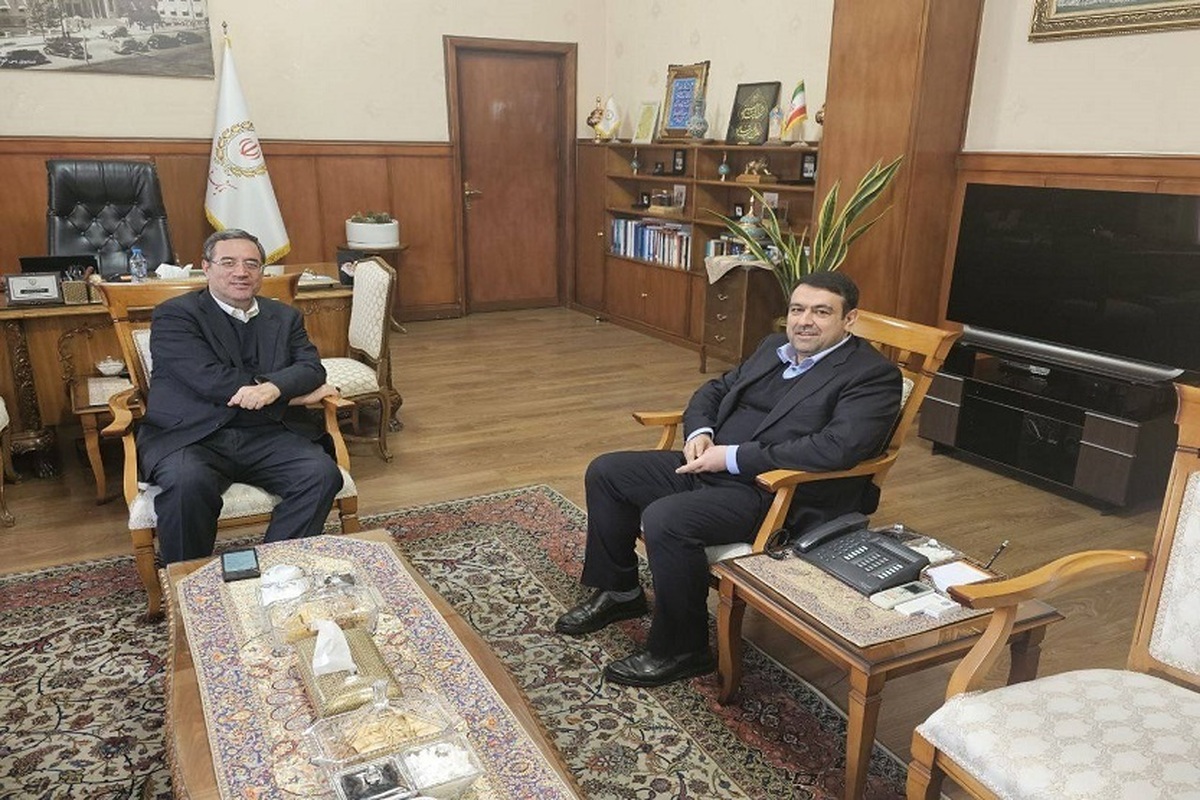 دیدار استاندار آذربایجان غربی و مدیرعامل بانک ملی ایران در راستای حمایت از تولید دیدار استاندار آذربایجان غربی و مدیرعامل بانک ملی ایران در راستای حمایت از تولید