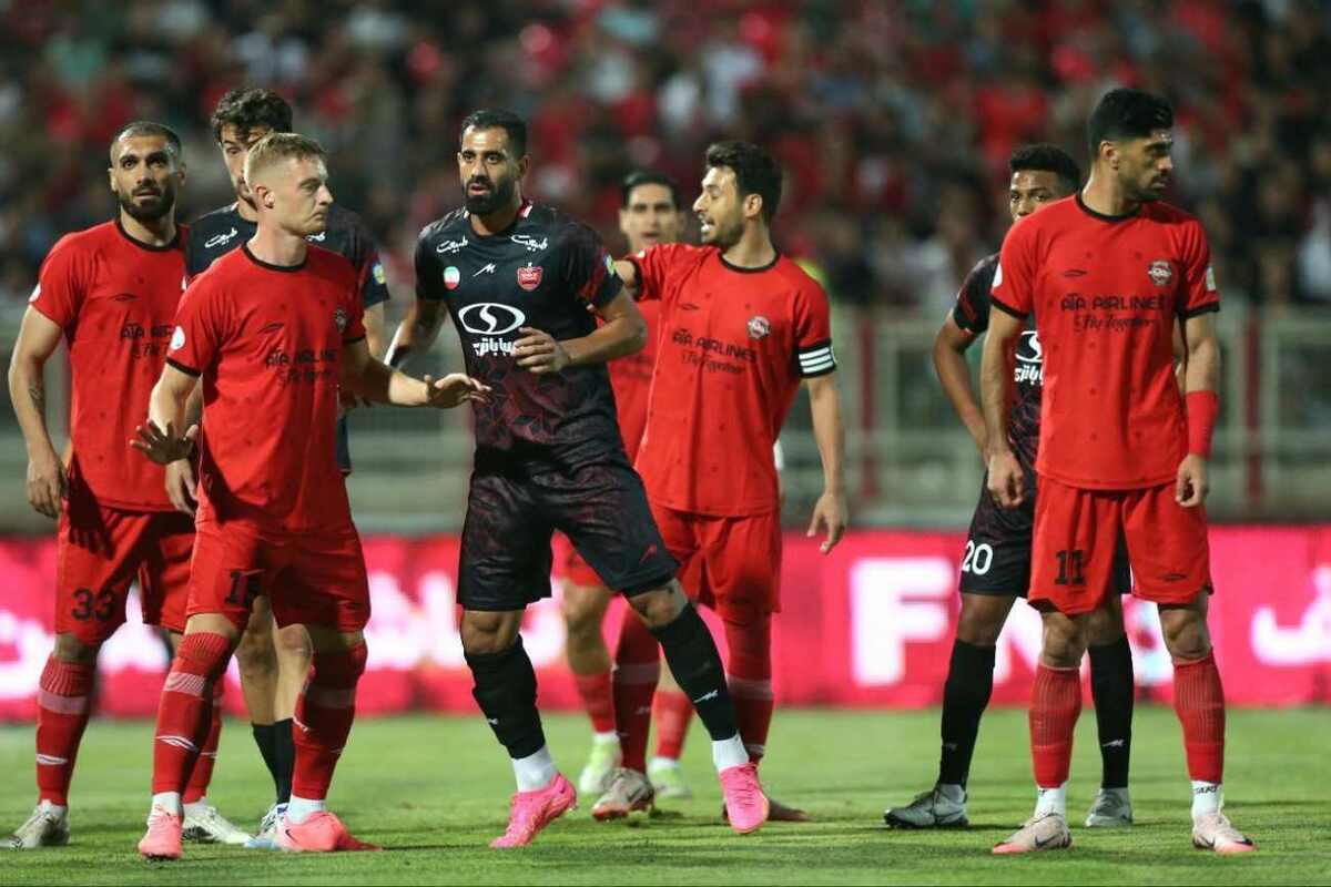 بازی تراکتور-پرسپولیس ۳۲ نفر را مصدوم کرد! بازی تراکتور-پرسپولیس ۳۲ نفر را مصدوم کرد!