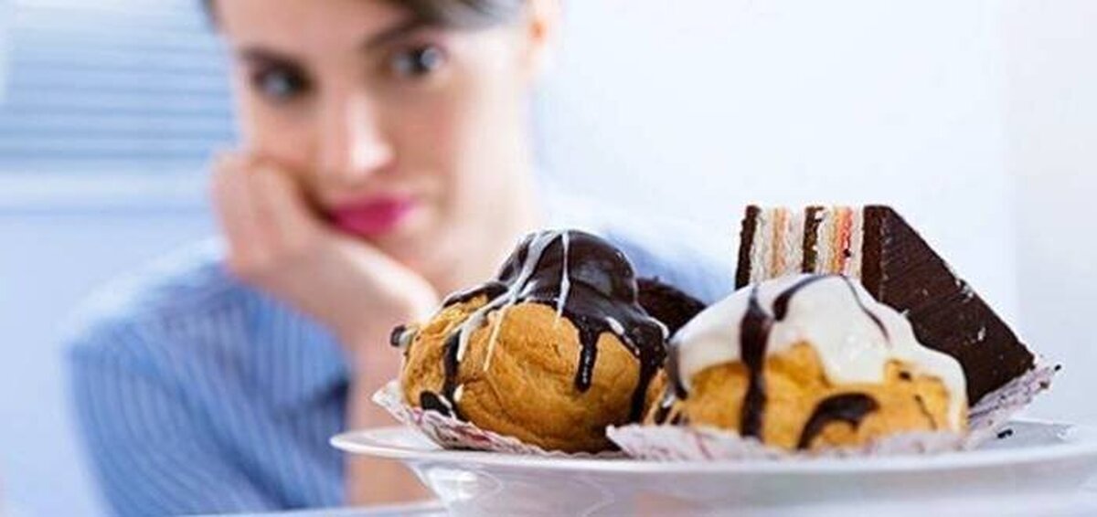 مصرف شیرینی پس از وعده غذایی توصیه میشود؟ مصرف شیرینی پس از وعده غذایی توصیه میشود؟