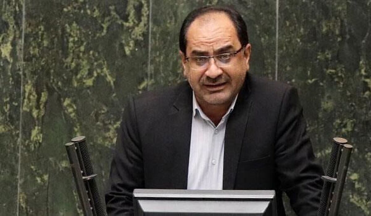 ضرورت تمرکز بانکها بر وظایف اصلی/ اقدامات بانک ملی ایران در واگذاری شرکت های زیر مجموعه به بخش خصوصی قابل تحسین است ضرورت تمرکز بانکها بر وظایف اصلی/ اقدامات بانک ملی ایران در واگذاری شرکت های زیر مجموعه به بخش خصوصی قابل تحسین است