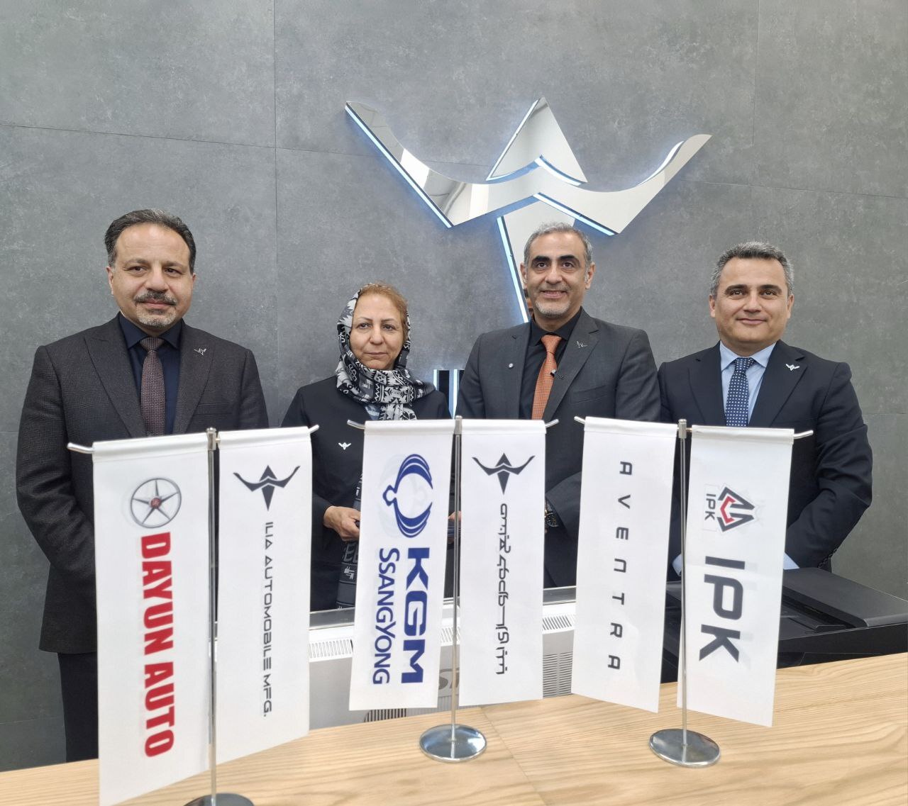 افتتاح بیست و یکمین نمایندگی خودروسازی ایلیا در رشت