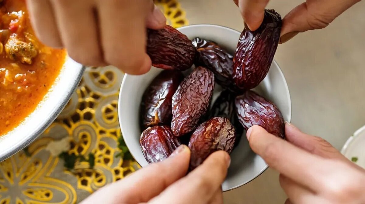 این خرما شما را لاغر میکند! این خرما شما را لاغر میکند!