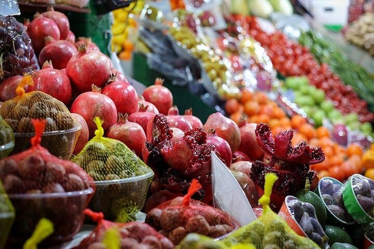 توزیع میوههای تنظیم بازار از ۲۲ اسفند تا ۱۵ فروردین توزیع میوههای تنظیم بازار از ۲۲ اسفند تا ۱۵ فروردین