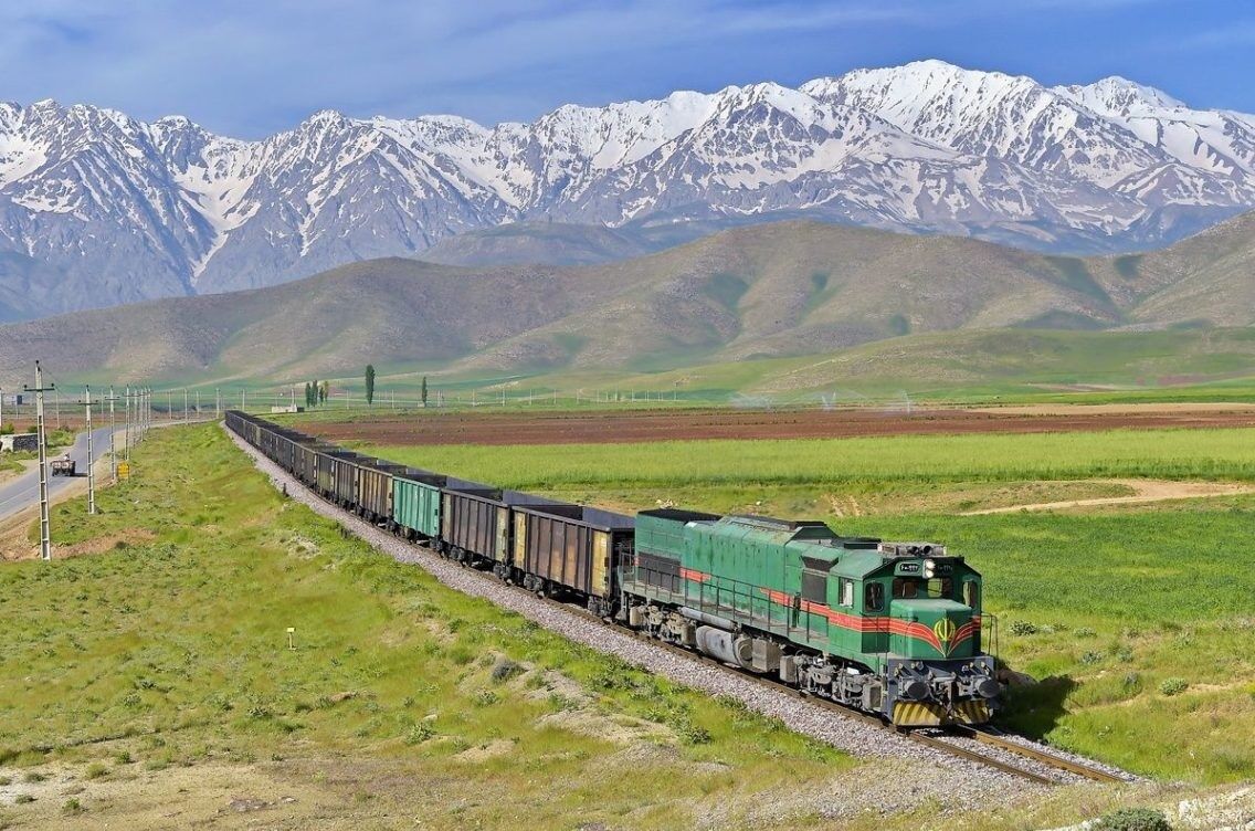 «ایران» در همدان سیر میکند! «ایران» در همدان سیر میکند!