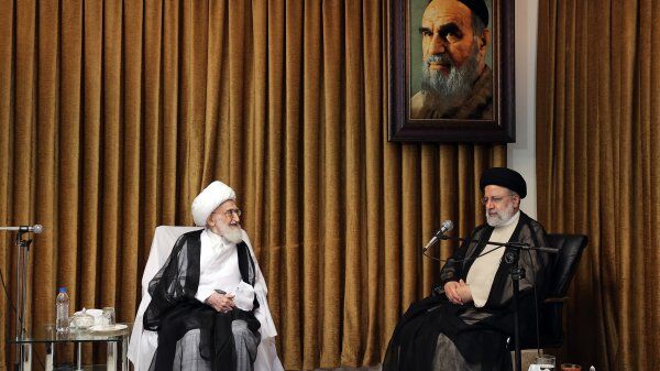 رئیسی: دولت تلاش کرده توطئههای دشمن برای ایجاد ناامیدی را خنثی کند رئیسی: دولت تلاش کرده توطئههای دشمن برای ایجاد ناامیدی را خنثی کند