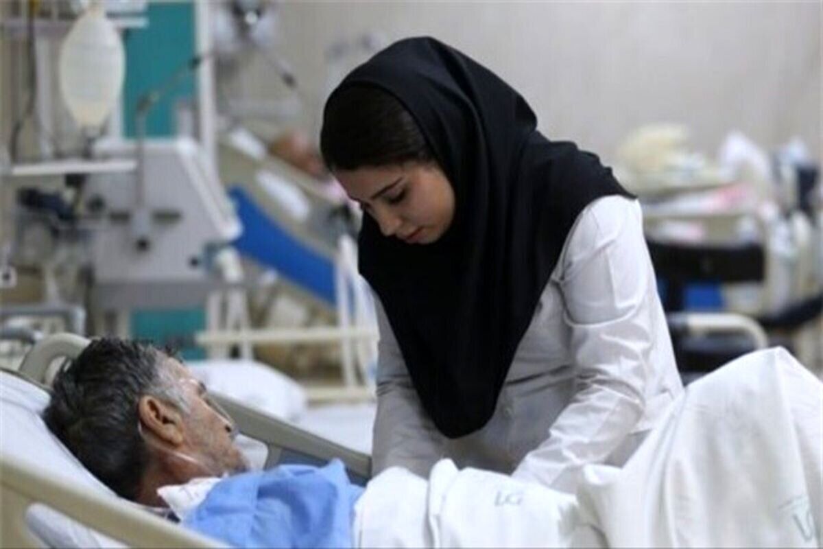 حقوق پرستاران، از حقوق معلمان هم کمتر است حقوق پرستاران، از حقوق معلمان هم کمتر است