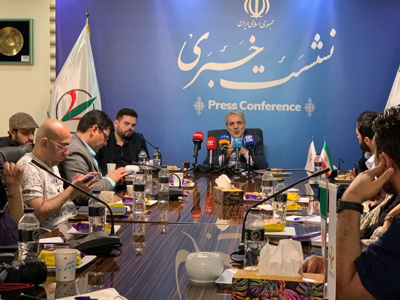 استقراض دولت از بانک مرکزی و بانکها دو برابر شد / نقش مجلس در انتخابات ریاست جمهوری مهم است استقراض دولت از بانک مرکزی و بانکها دو برابر شد / نقش مجلس در انتخابات ریاست جمهوری مهم است