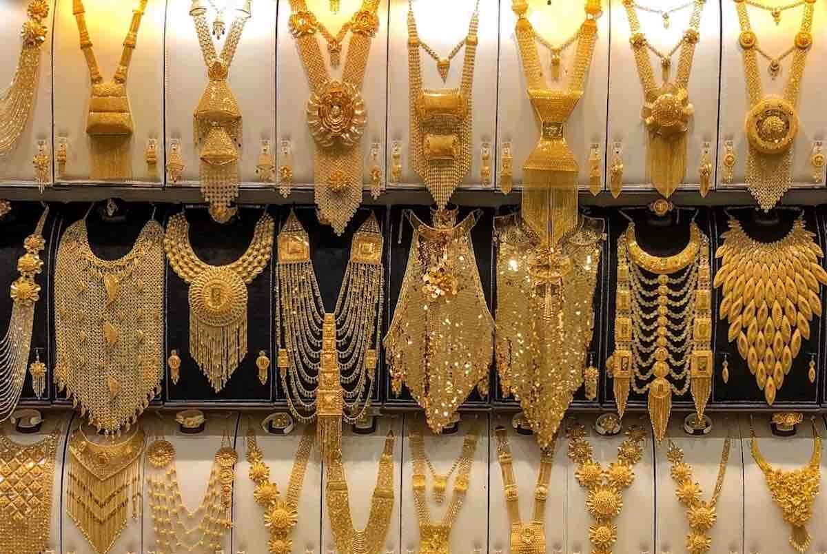 تکلیف طلافروشان روشن شد تکلیف طلافروشان روشن شد